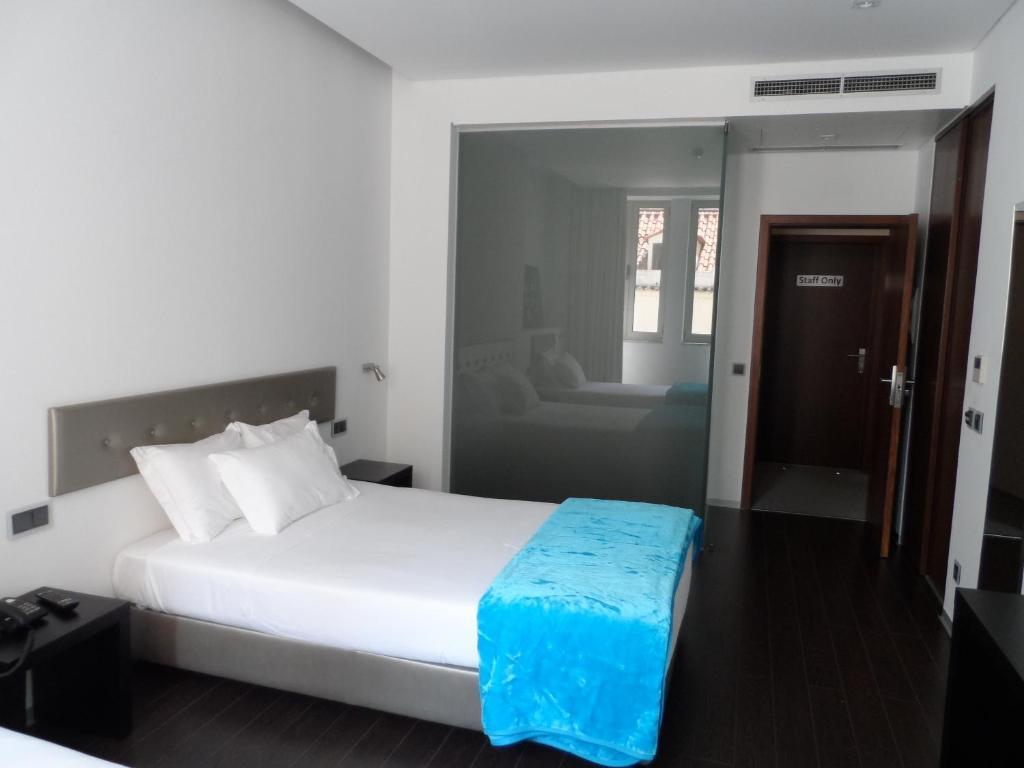 Lazza Hotel Figueira da Foz Værelse billede